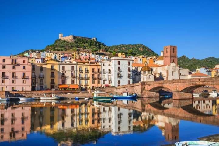 Le Camelie Appartamento Bosa Exterior foto
